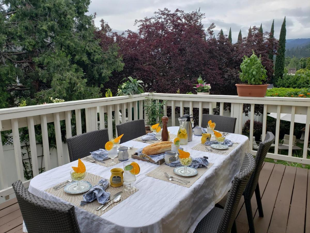 Bayberry Inn B&B And Oregon Wellness Retreat Ashland Esterno foto