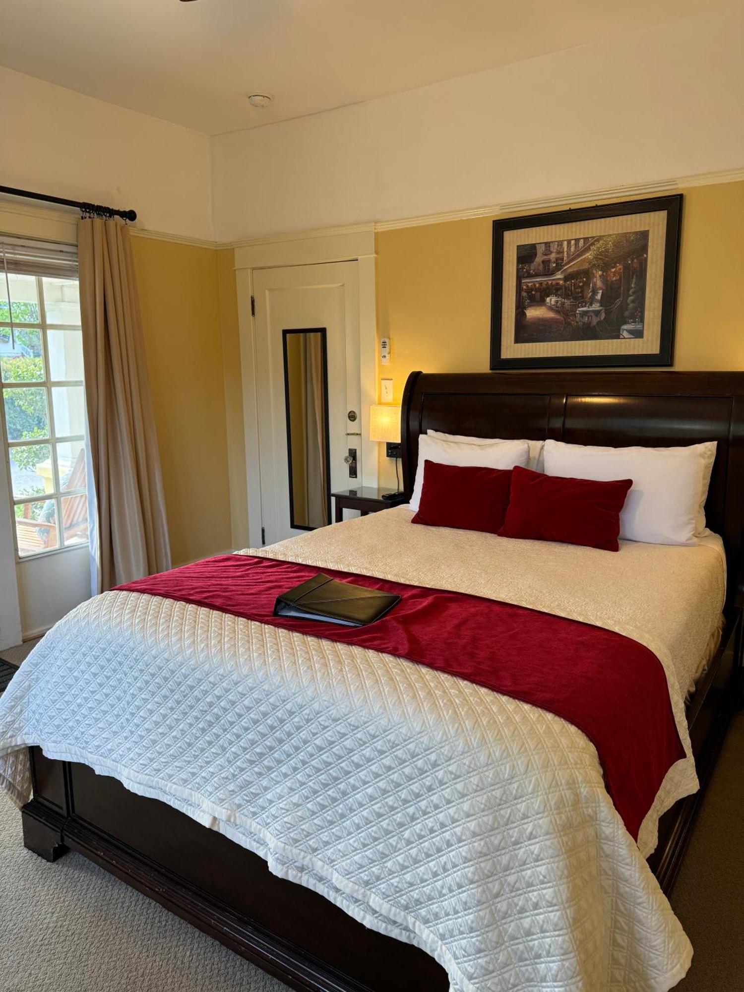 Bayberry Inn B&B And Oregon Wellness Retreat Ashland Esterno foto